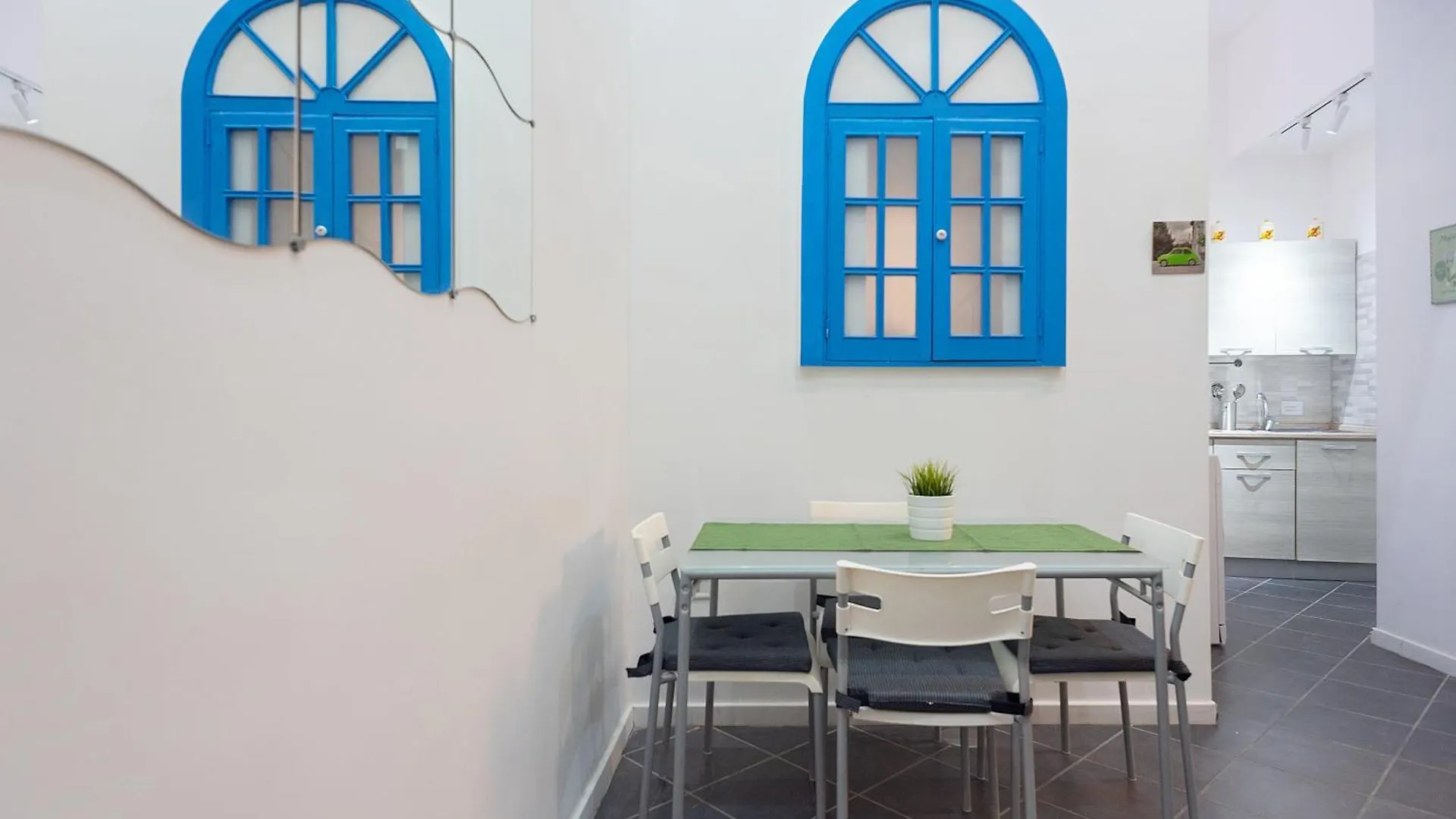 Marea Standard Apartment Naples Italy